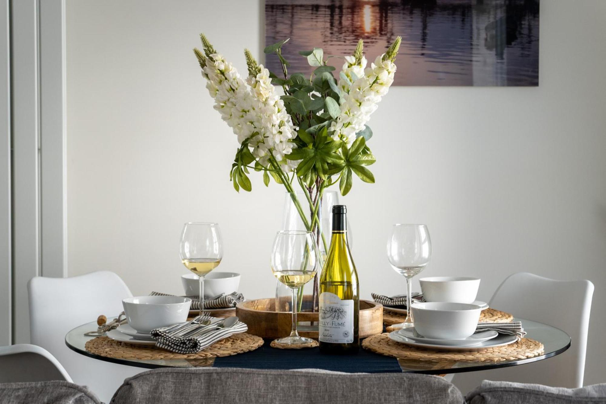 Lawsons Place - Family-Friendly Apartment With Parking On Babbacombe Downs In トーキー エクステリア 写真